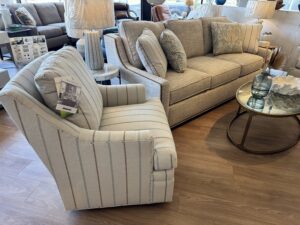 059210BDSG Craftmaster 32 Swivel Glider (Summerside21) w Blend Down Cushion