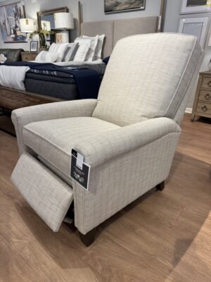 1124-3T 2546-22 Bassett Tall Back Recliner