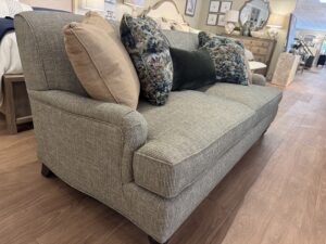 P761949BD Tailored-16 Craftmaster 22 Sofa